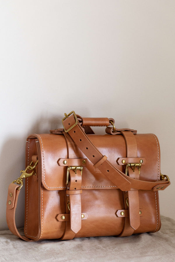 messenger satchel leather