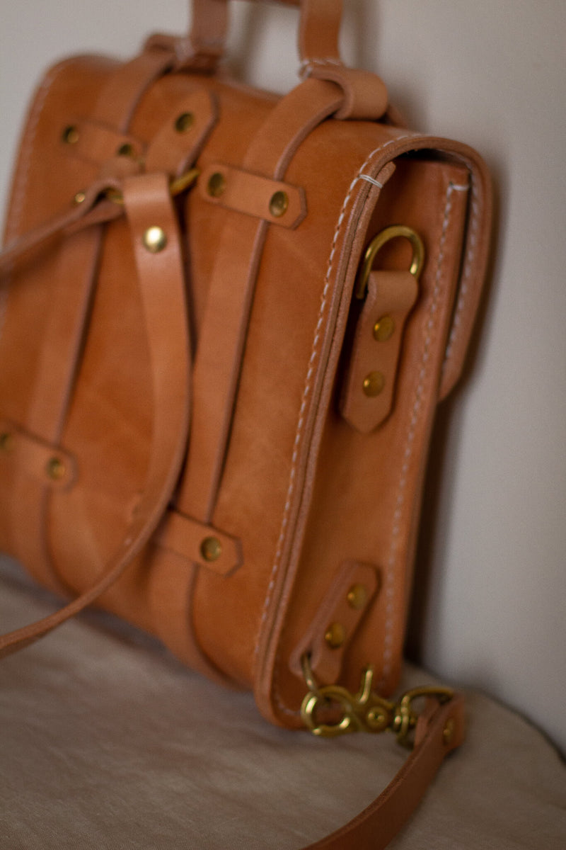 small leather satchel canada