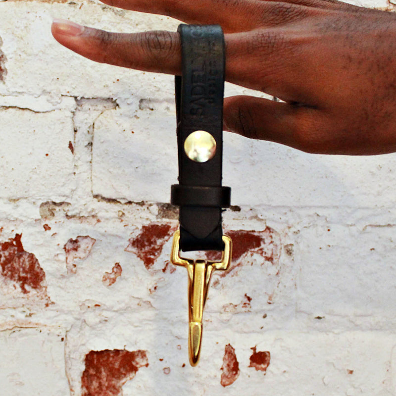 shire leather key clip in black