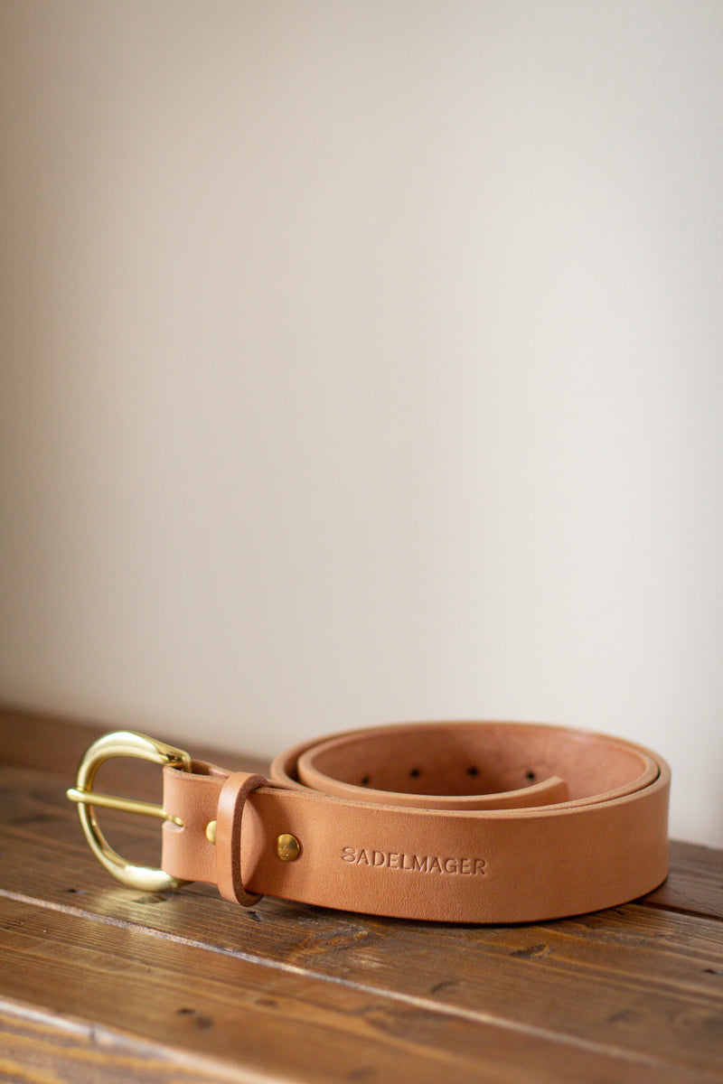 rounded buckle leather tan belt made in canada