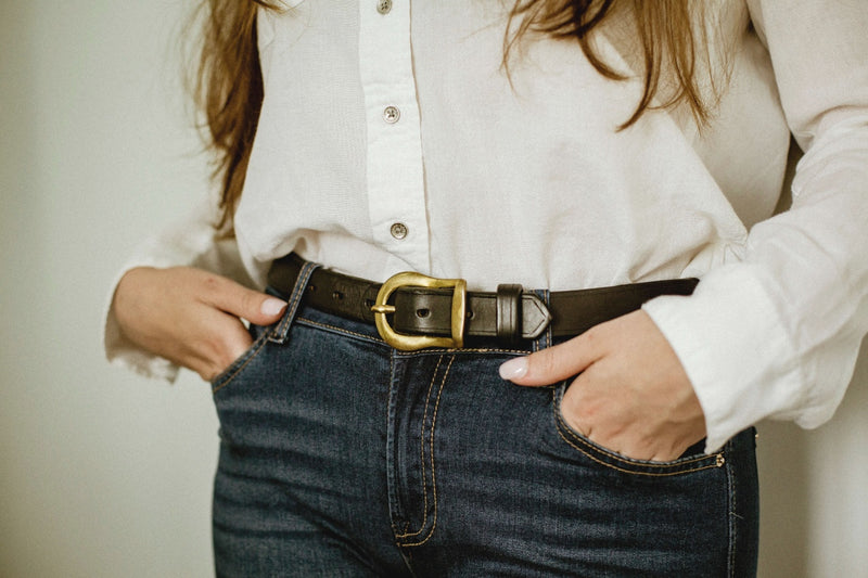 brown brass buckle Sademager Camarillo belt  worn on model zoomed in