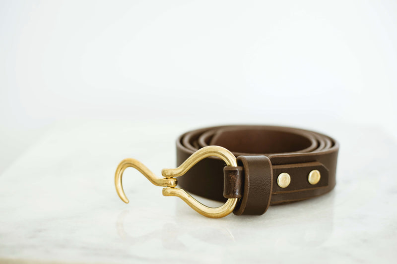 leather shire belt 1-1/4" in dark brown with brass hook