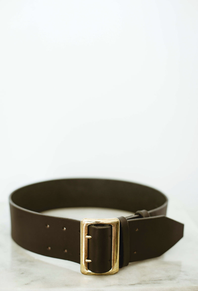 Suffolk Leather belt in black with brass buckle